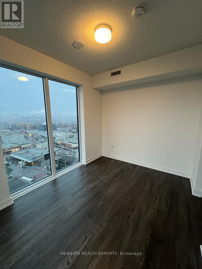 Photo du bâtiment - 50 O'Neill Rd