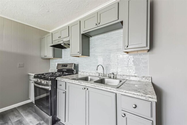 Foto del edificio - 14249 Brownsville St