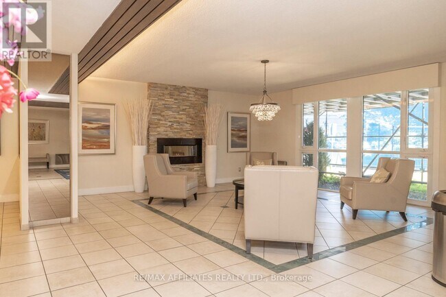 Building Photo - 1025 Richmond Rd