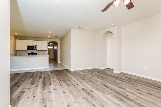Foto del edificio - 2716 Grand Central Ave