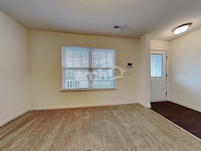 Foto del edificio - 4306 Waldridge Rd