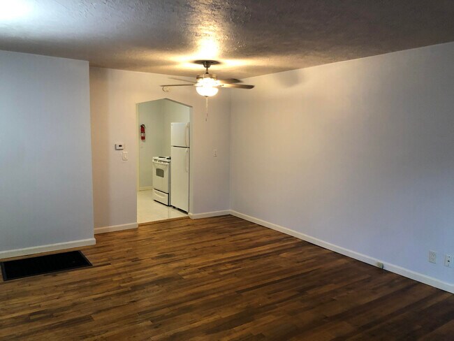 Foto del edificio - 5422 N Montana Ave
