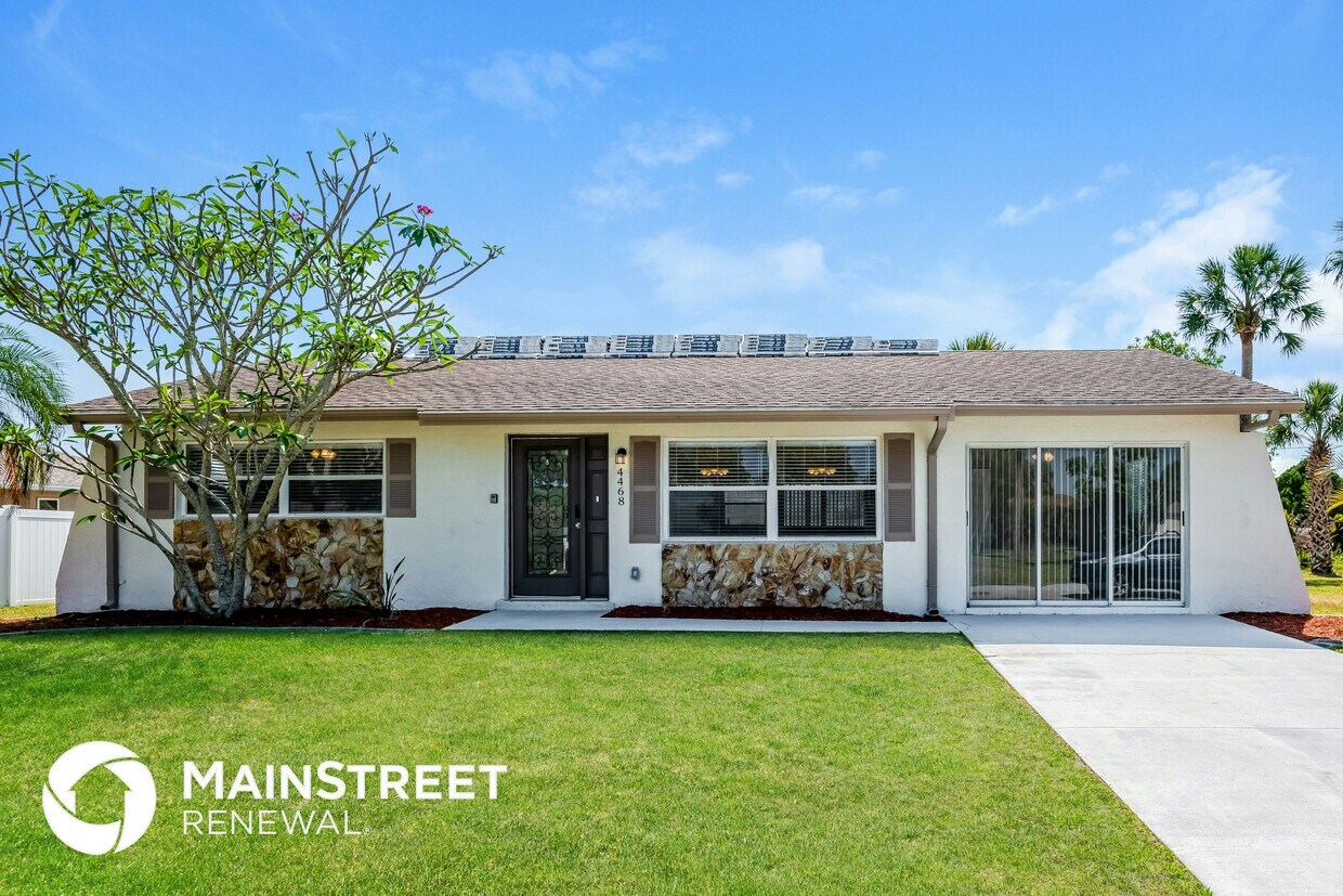 Foto principal - 4468 Belfountain St