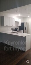 Building Photo - 15524 Crystal Lake Dr