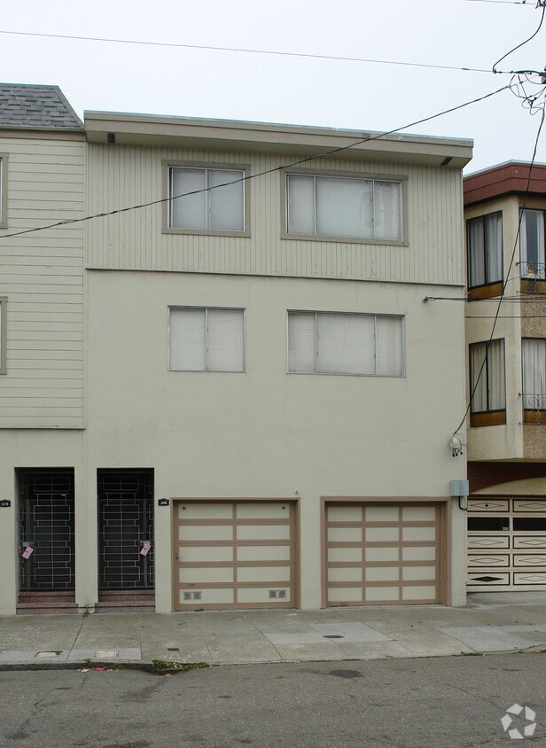 Primary Photo - 365 24th Avenue