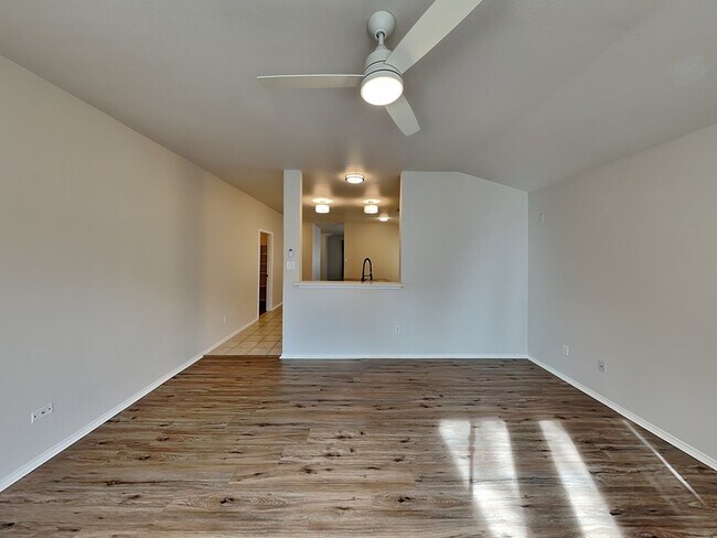 Foto del edificio - 9829 Autumn Sage Dr