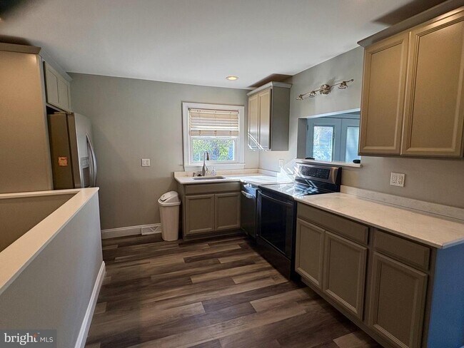 Foto del edificio - 1401 Filbert St