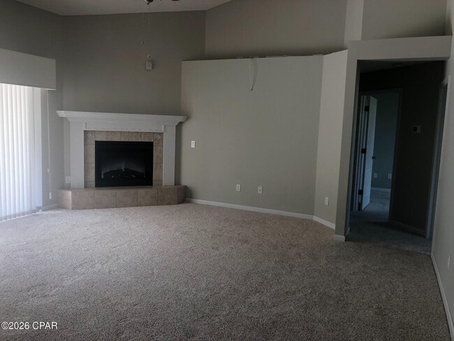 Building Photo - 914 Amber Way
