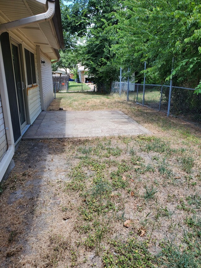 Building Photo - 3134 Edelweiss Dr