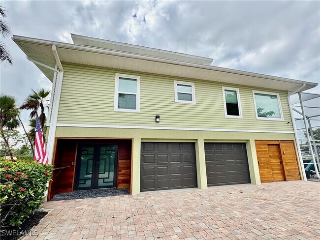 Foto del edificio - 3858 Riviera Cir