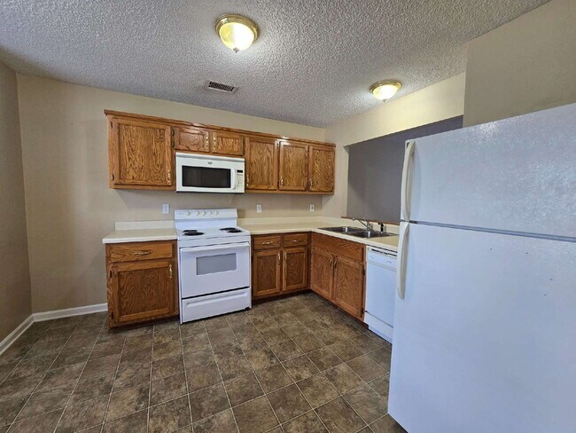 Foto del edificio - 2100 Ringgold Ct
