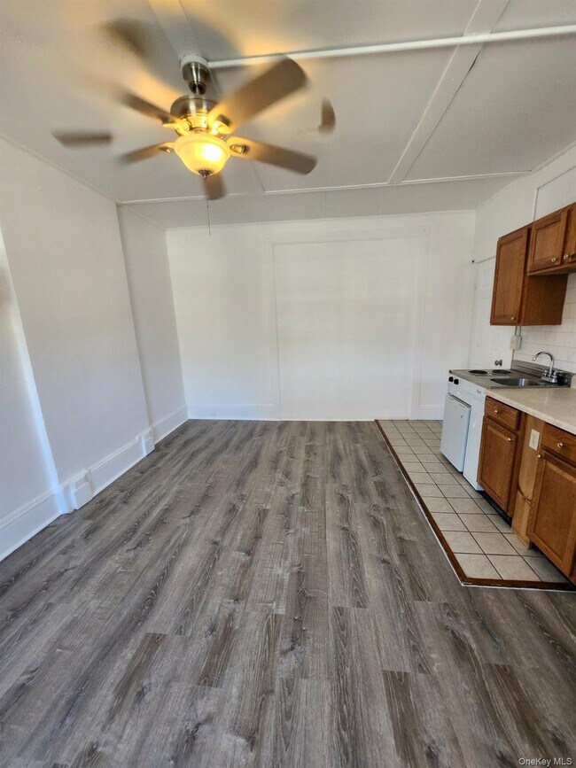 Foto del edificio - 455 Main St