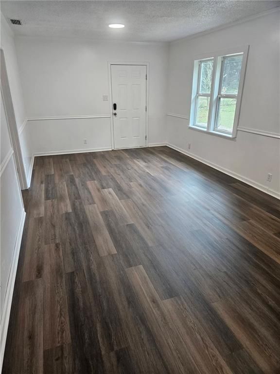 Foto del edificio - 5855 Andrew Rd