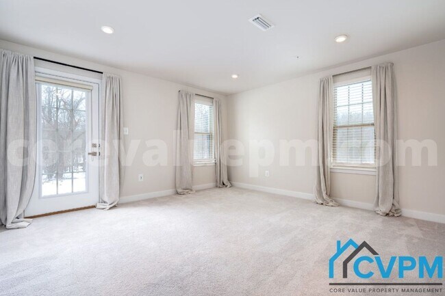 Foto del edificio - 7868 Mine Run Rd