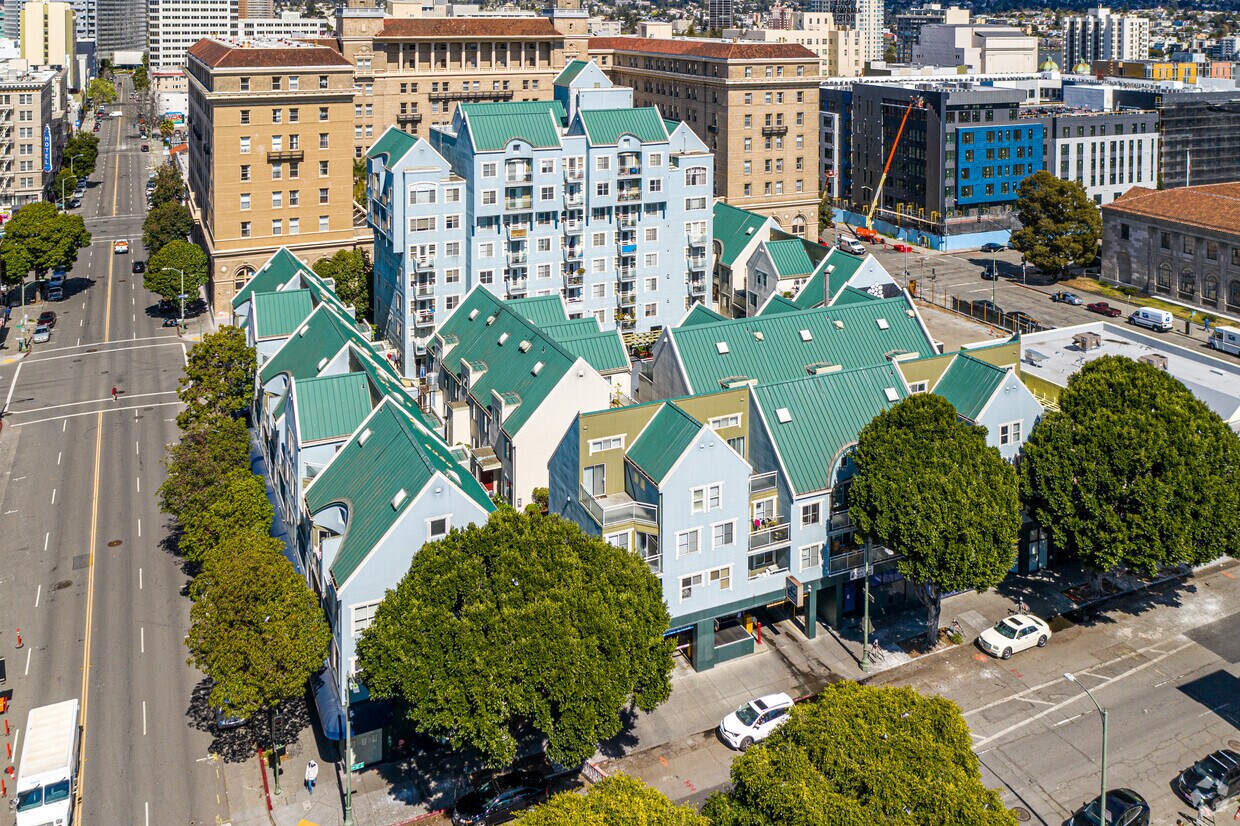 Frank G Mar Apartments Oakland, CA