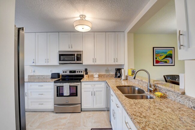 Foto del edificio - 15075  Witney Road 305