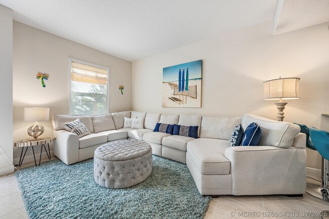 Building Photo - 12695 SE Old Cypress Dr