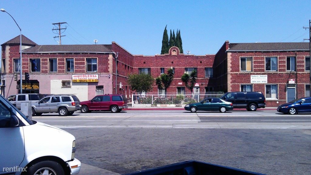 Foto del edificio - 2411 E Gage Ave