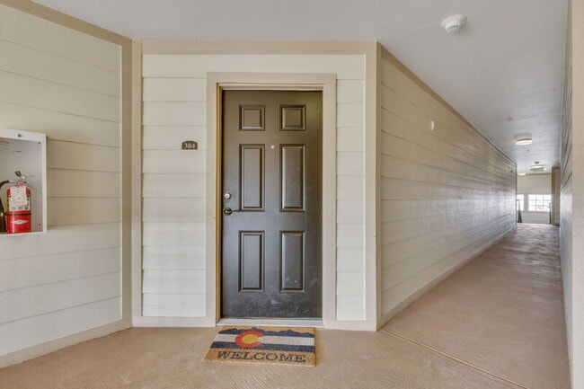 Building Photo - 5714 N Gibralter Way
