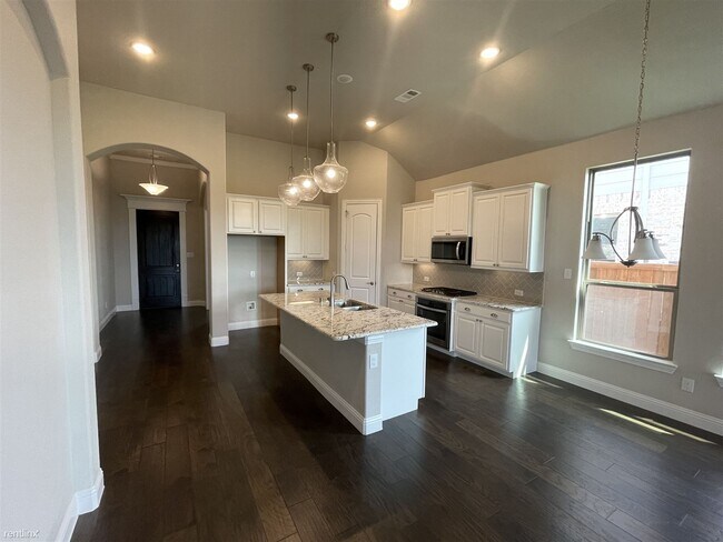 Building Photo - 4 br, 2 bath House - 11559 Berry Creek Ct