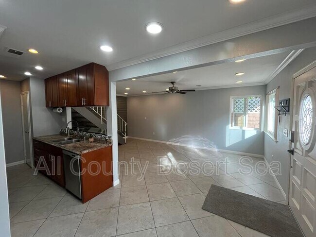 Foto del edificio - 16404 Vista Roma Cir