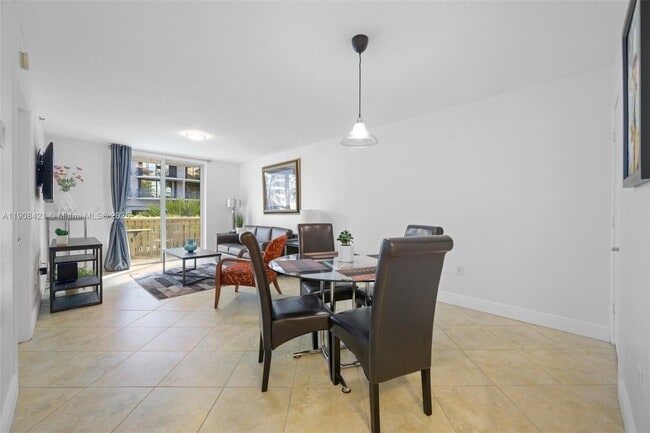 Building Photo - 8888 Collins Ave