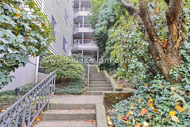 Photo - 2 Bed, 2 Bath Condo with Roof Top Patio, Covered Balcony and Secure Garage