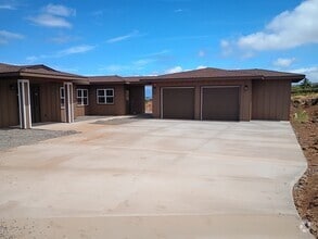 Building Photo - 257 Hokiokio Pl