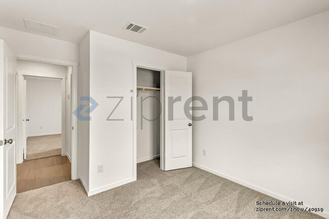 Building Photo - 6163 Bayberry Brk