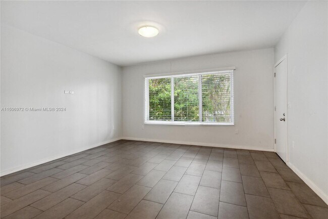Foto del edificio - 8501 Hawthorne Ave