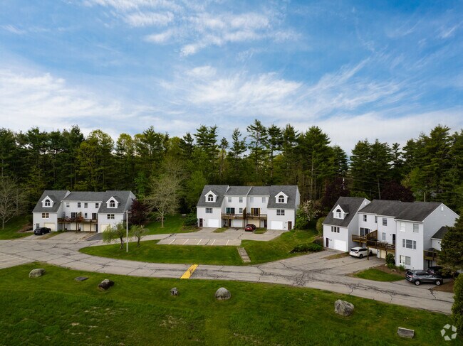 30 Fieldstone Est Newmarket, NH - Fieldstone