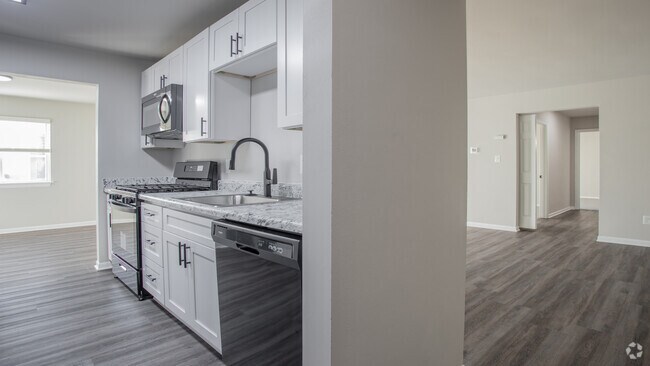 2BR,1.5BA,-1118SF - Pines of York