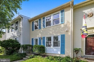 Building Photo - 11127 Captain's Walk Ct