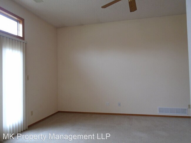 Building Photo - 3 br, 2 bath House - 506 Butterfield