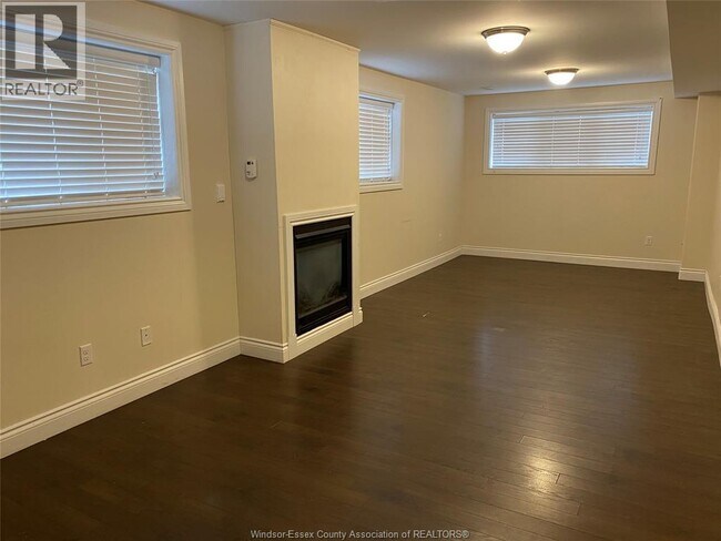 Photo du bâtiment - 1698 Northway Ave
