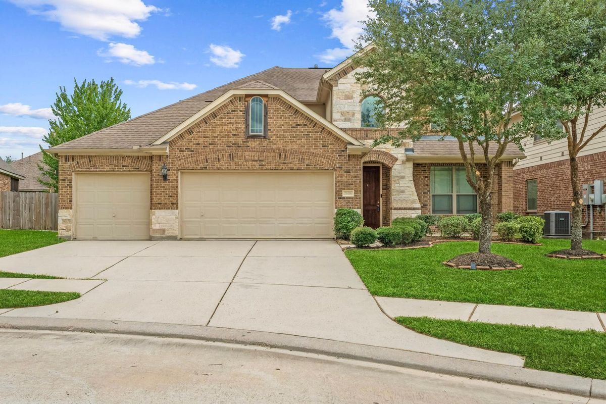 Foto principal - 26116 Chivalry Ct