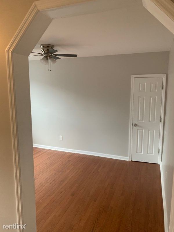 Foto del edificio - 1 br, 1 bath Apartment - 674 Scotland Road