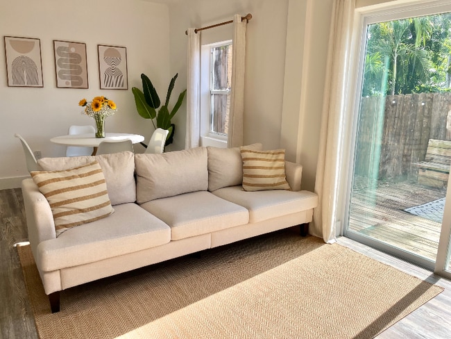 Building Photo - 679 NE 87th St