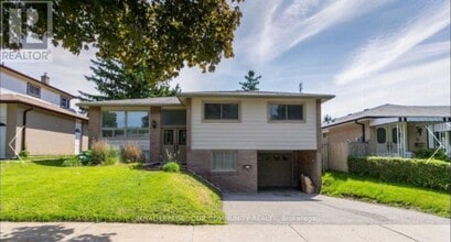 Building Photo - 52 Tweedrock Crescent