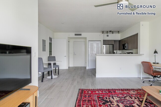 Foto del edificio - 1000 NW 7th St