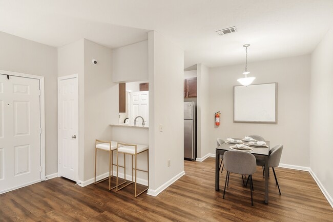 Photo - Highpointe Apartment Homes