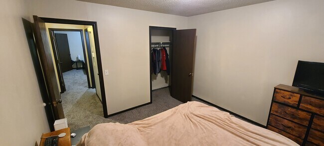 Foto del edificio - 6217 N 28th Street Ter