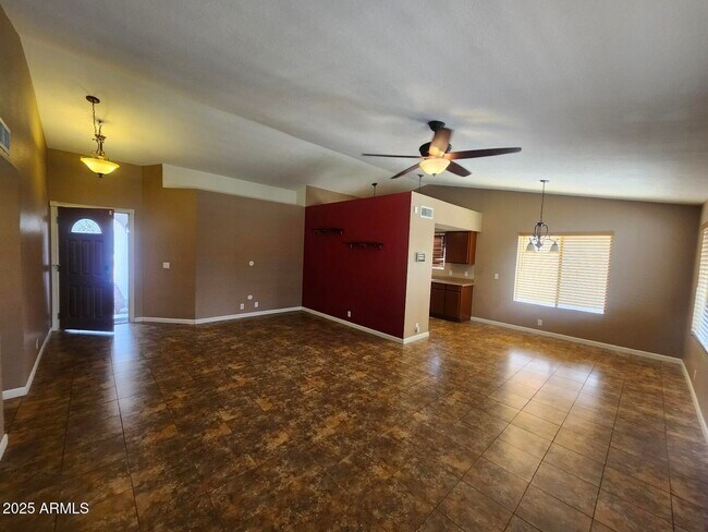 Building Photo - 8903 W El Caminito Dr