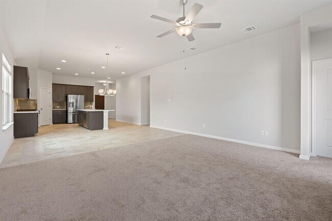 Building Photo - 228 Castlefields St