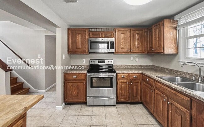 Foto del edificio - 4646 Evansdale Rd