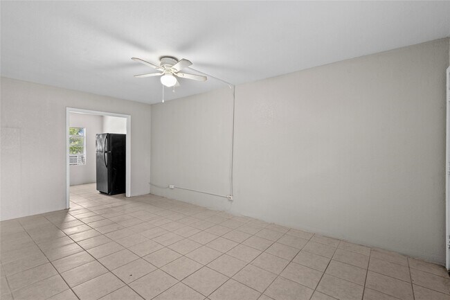 Foto del edificio - 818 3rd Ave N