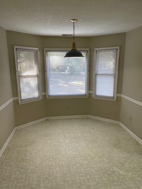 Foto del edificio - 301 Cromer Dr