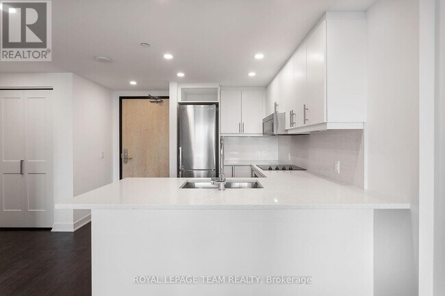 Photo du bâtiment - 340 Queen St