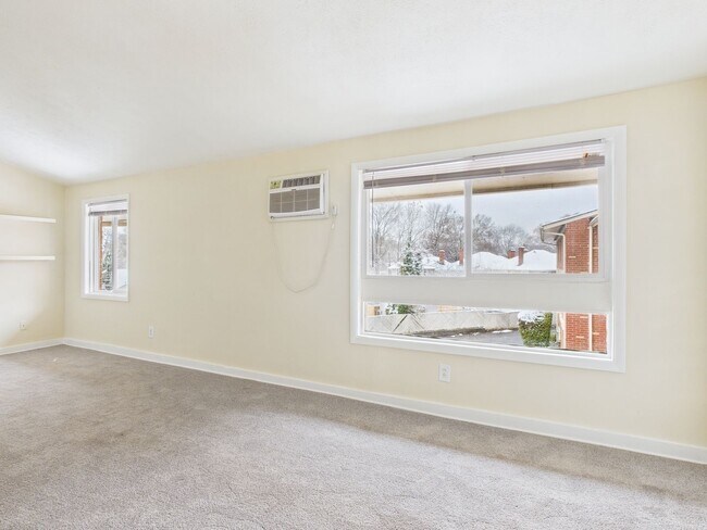 Building Photo - 3204 Midlothian Tpke