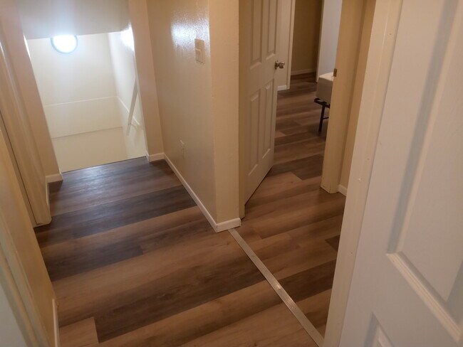 Foto del edificio - 380 S Wagon Wheel Dr